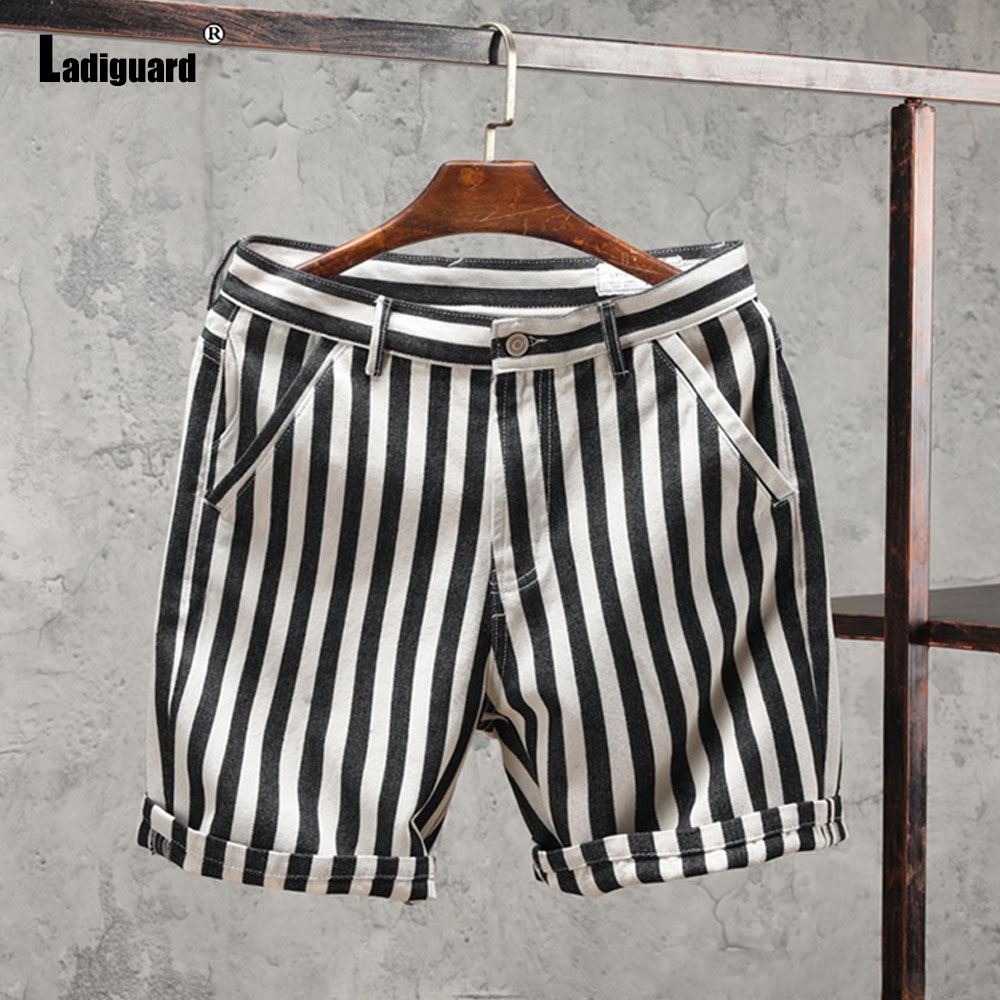 Retro Track Pant - Celana Pendek Pria Gaya Eropa 2026