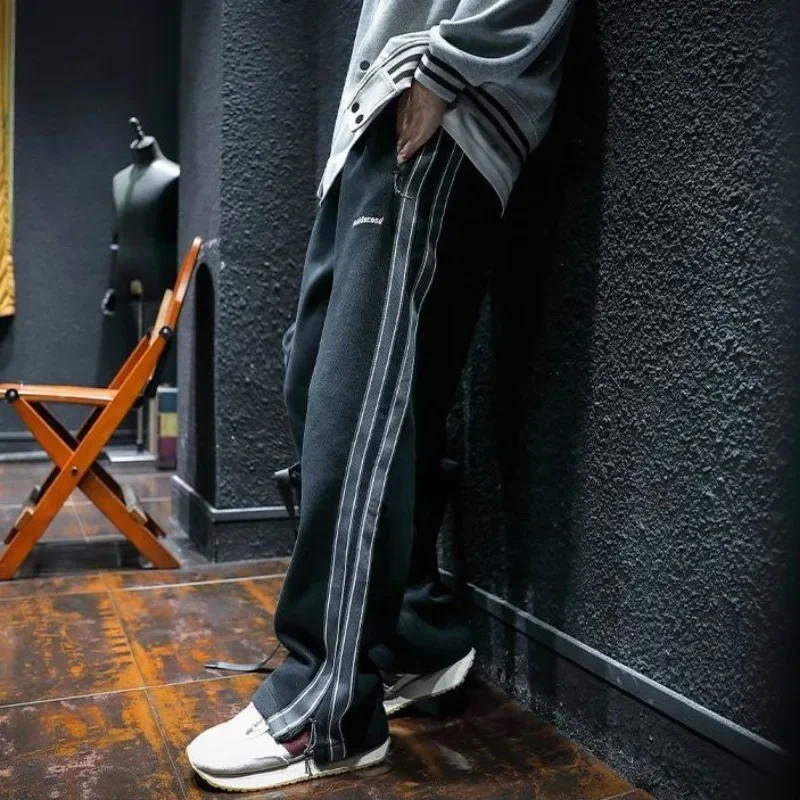 Retro Track Pant - Celana Olahraga untuk Pria Celana Panjang