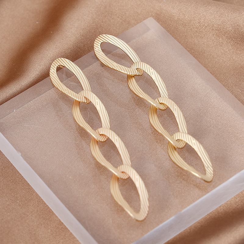 Anting-Anting Menjuntai Lingka - Vintage Fashion Drawings ulasan dan harga