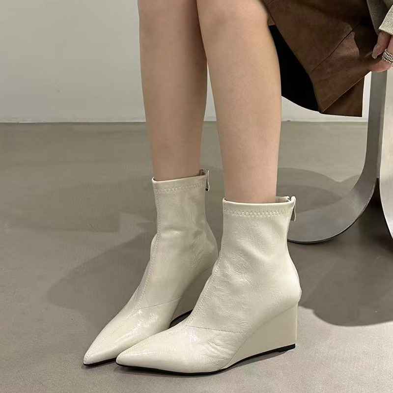 Sepatu Bot Wanita Musim Gugur  - Vintage Fashion Style ulasan dan harga