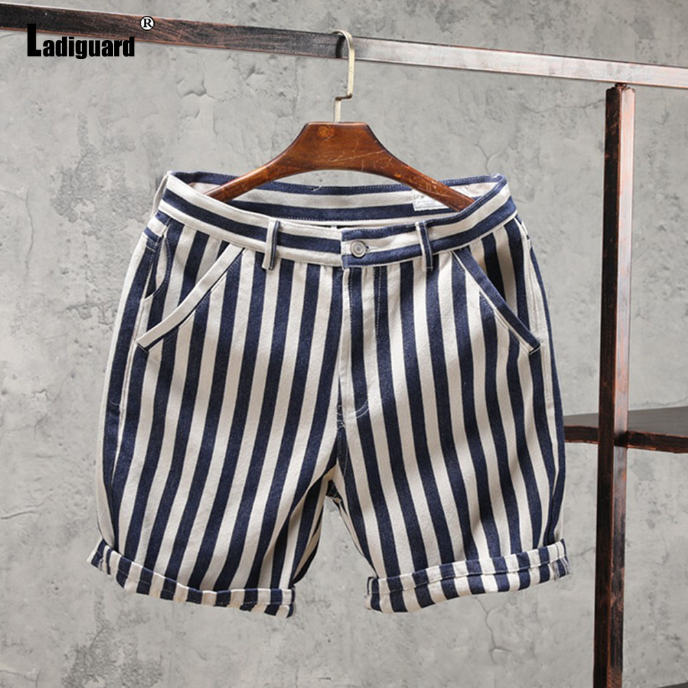 Celana Pendek Pria Gaya Eropa  - Retro Track Pant ulasan dan harga