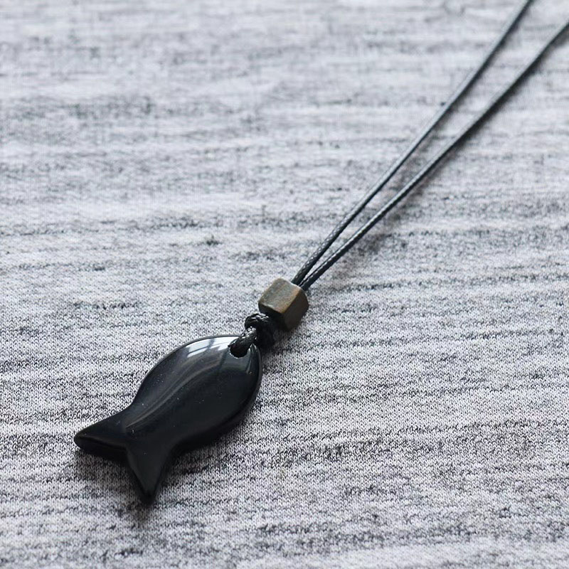 Kalung Liontin Berbentuk Ikan  - Vintage Fashion Enthusiasts ulasan dan harga
