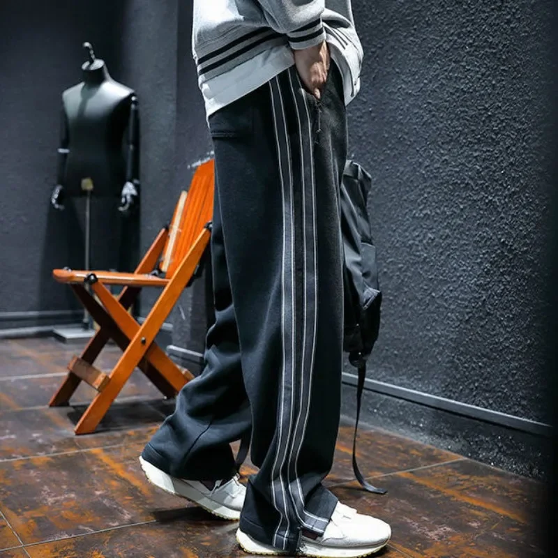 Celana Olahraga untuk Pria Cel - Retro Track Pant ulasan dan harga