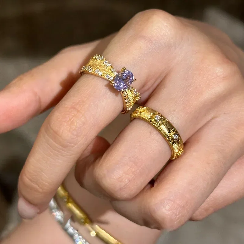 Cincin simpul kupu-kupu permat - Vintage Fashion Drawings ulasan dan harga