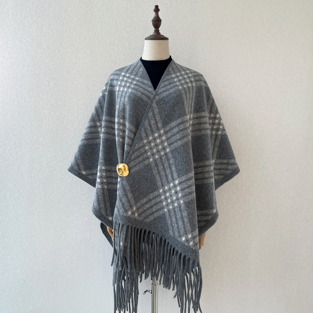 Selendang Cape Berumbai Motif  - Vintage Fashion Wear ulasan dan harga